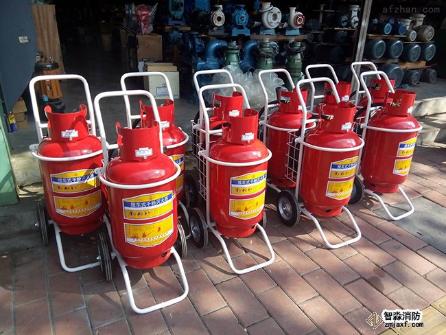 1558319217.jpg 推車式泡沫滅火器2.jpg